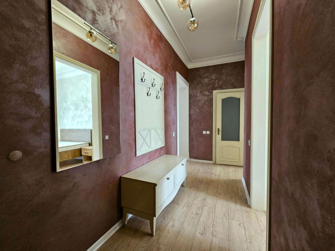 Luxury In The Center Апартаменты *